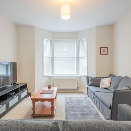 Superb Central 2 Bed Home CBG エクステリア 写真